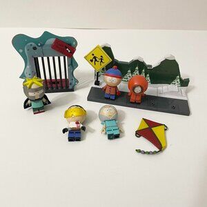South Park McFarlane Construction Set Stan Kenny Bus Stop Toolshed Human Kite